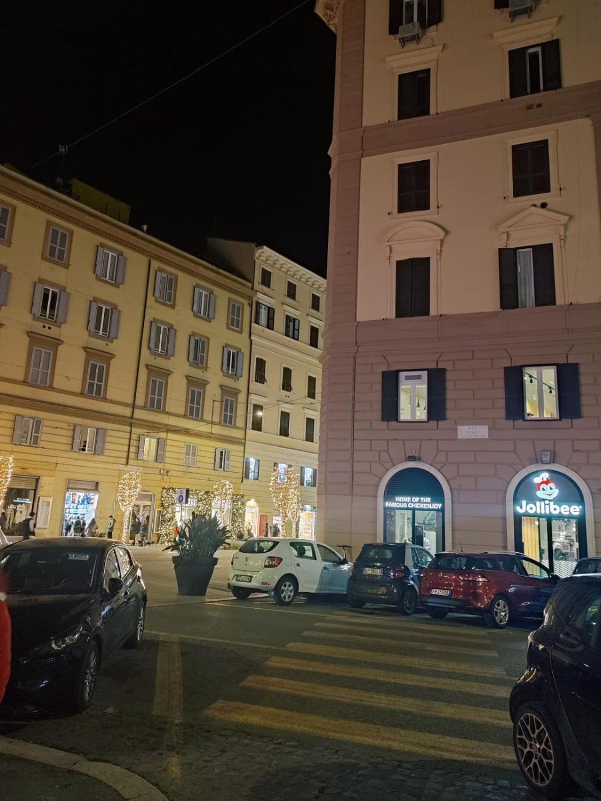 Mdm Guesthouse Rome Bagian luar foto