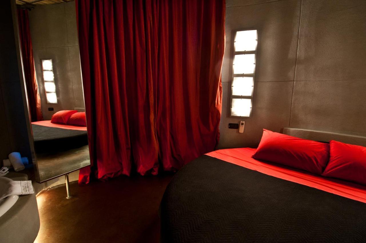 Mdm Guesthouse Rome Bagian luar foto