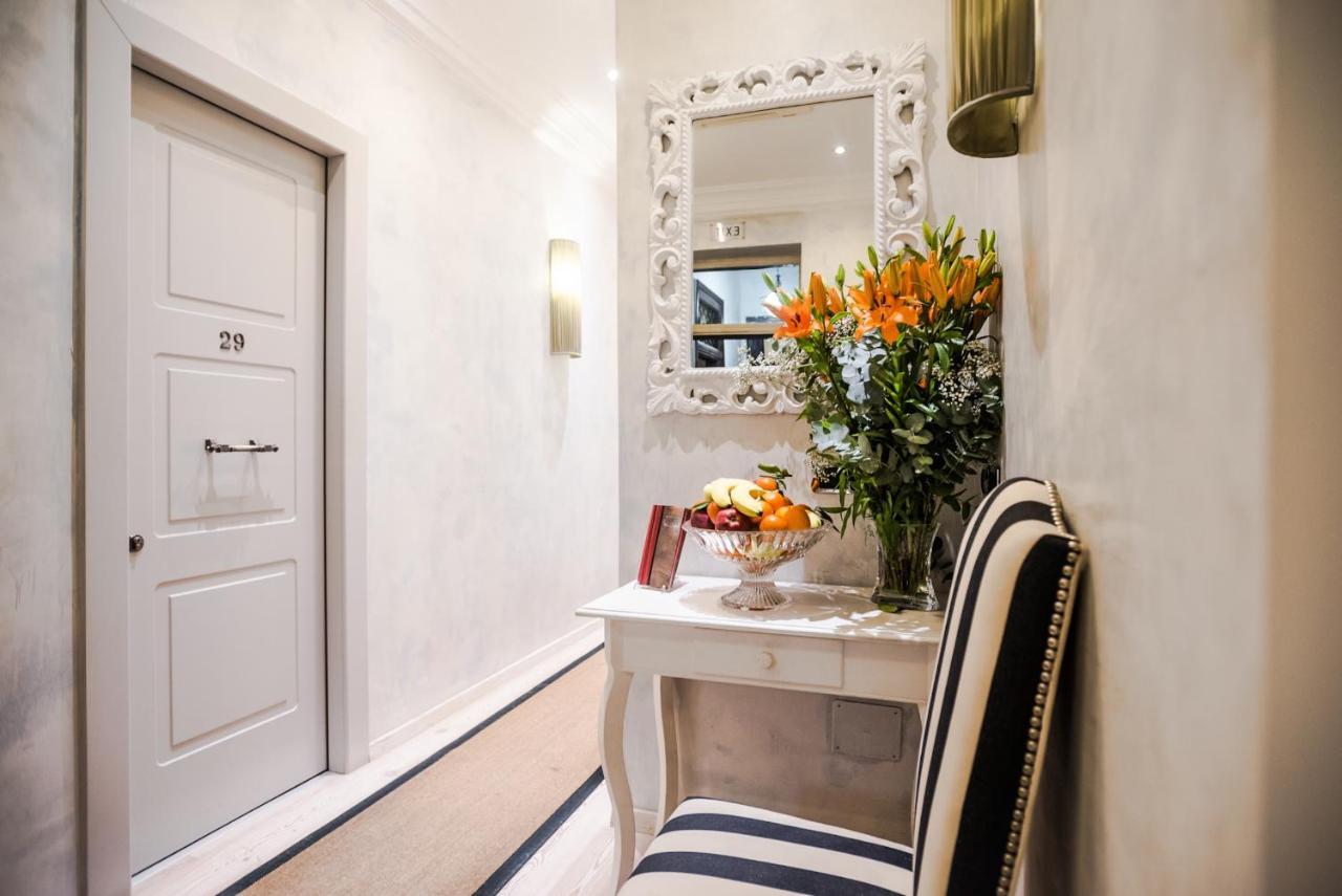 Mdm Guesthouse Rome Bagian luar foto